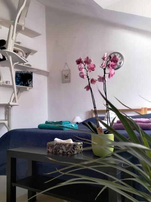 La Casa Di Marta - Ampia Ed Accogliente Mansarda In Piazza Statuto Appartamento Torino Esterno foto
