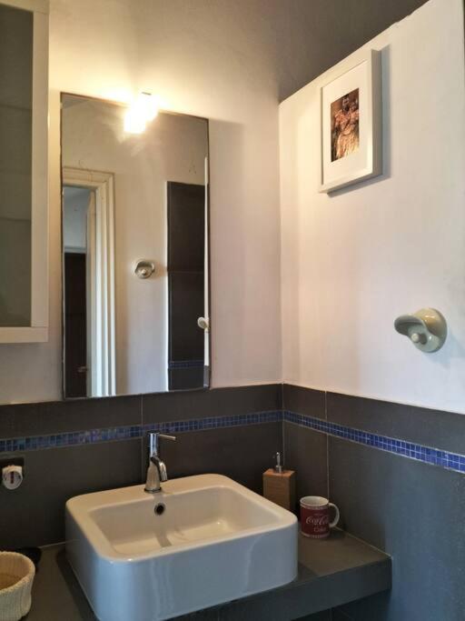 La Casa Di Marta - Ampia Ed Accogliente Mansarda In Piazza Statuto Appartamento Torino Esterno foto