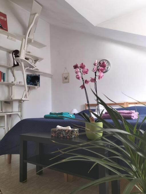 La Casa Di Marta - Ampia Ed Accogliente Mansarda In Piazza Statuto Appartamento Torino Esterno foto